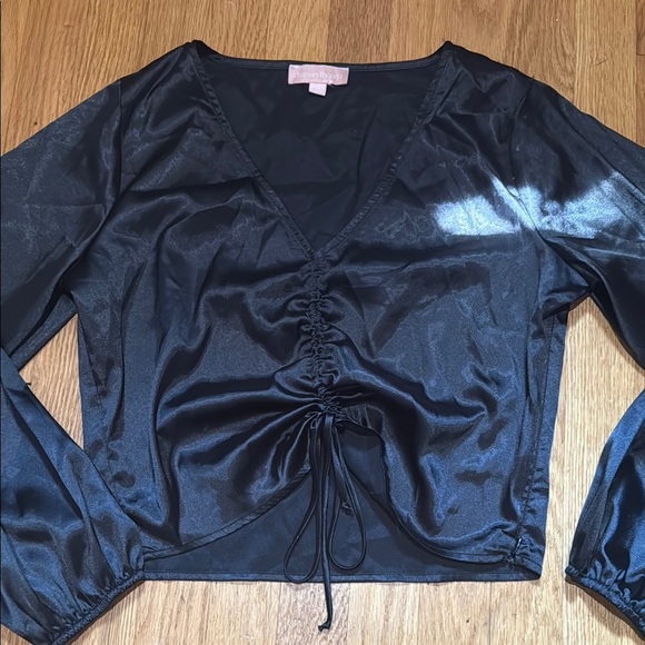Black Ruched Satin Tie Front Long Sleeve Blouse - Picture 5 of 9
